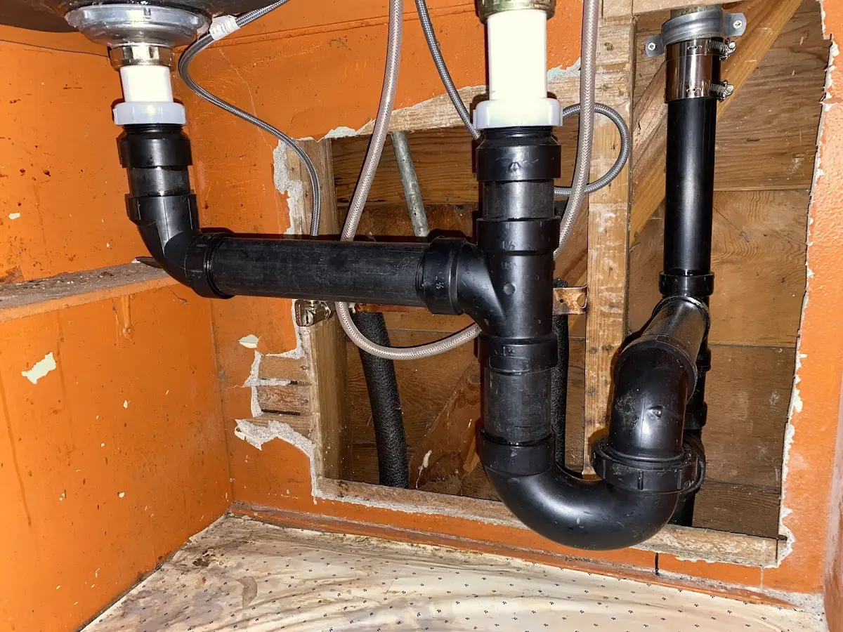 Professional Pipe Bursting equipment and tools on the job in Melody Hill